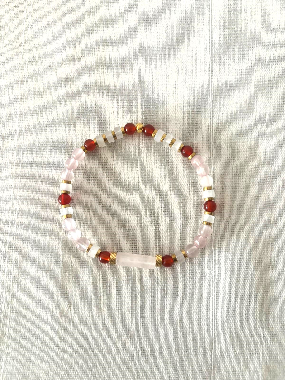 Bracelet "Riya" Perles Cornaline et Quartz Rose